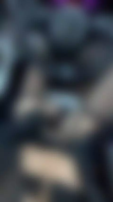 Blonde beauty here to make your day by kellyknightley