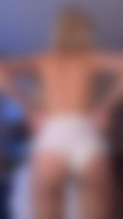 Body looks delicious and appetizing by kellyknightley