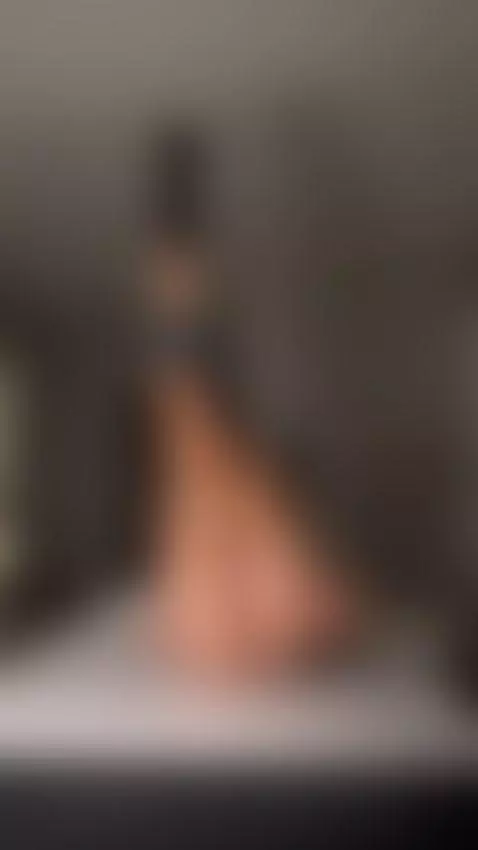 This teen slut is craving your thick cock in her pussy by kellyknightley