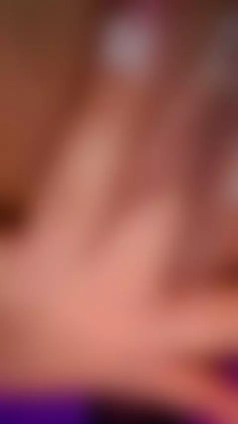 say hello to my juicy pussy... i needing a hand. go to my st... by zoerush