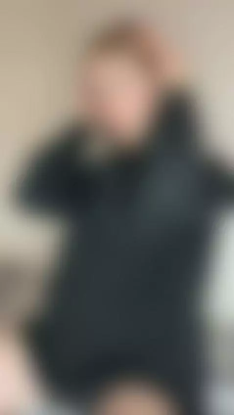 I’ll be waiting for your “hey” 💌 by gemmygrace