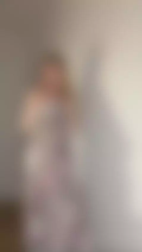 Got something to whisper in my ear? DM me on OnlyFans 💌😘 by gemmygrace