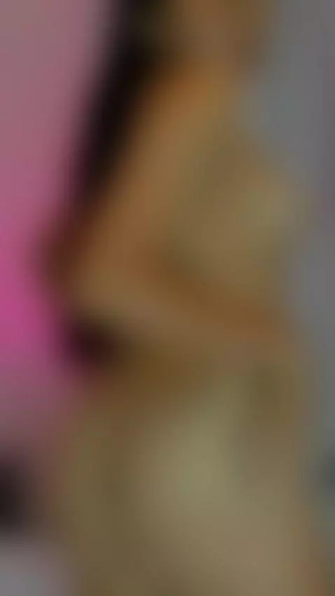 La noche huele a peligro… y yo no tengo intención de escapar... by lexy-sweet1