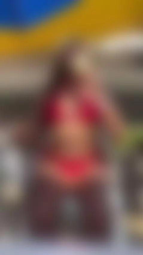 Sunbathing :) by velvetbrat