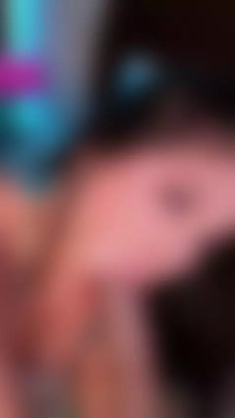 Being a good sucker by courtneygrey