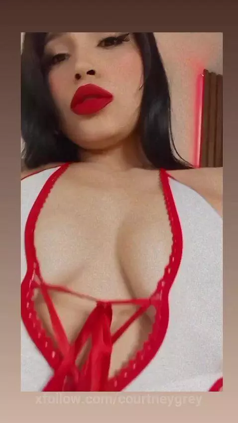 Hi, Done anyone here need help right now? by courtneygrey