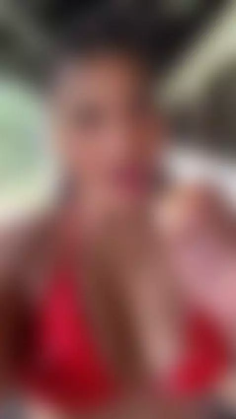 jugosa mandarina 💦💦 by courtneygrey