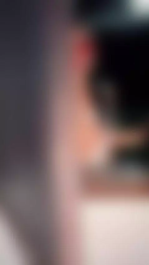 hi...
boobs
bye... by courtneygrey