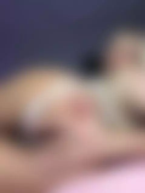 Stretch me wide: pussy on dick, ass on fingers 😈🤏🍑 by suziestone