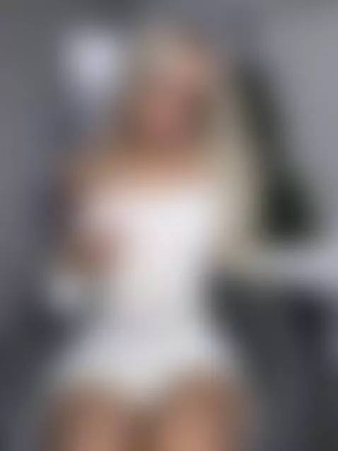 Craving that front-back combo so bad 🍆🍑💦 by suziestone