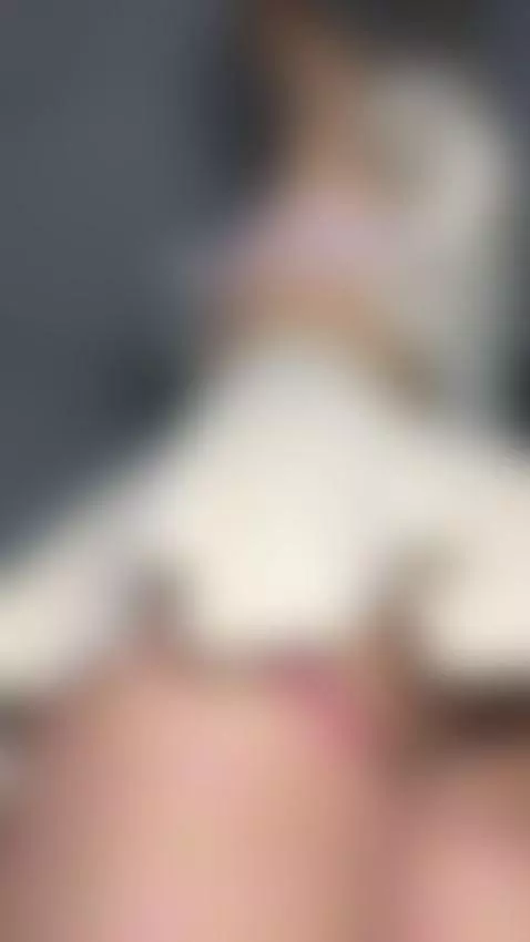 I need a rough anal session that leaves me gaping and leakin... by suziestone