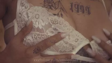 Do u want to know me? im online now #camsoda 
camsoda.com/em... by emileelake