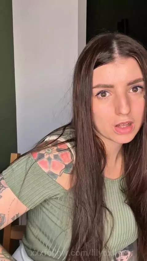 say hi me on onlyfans by lilydxll