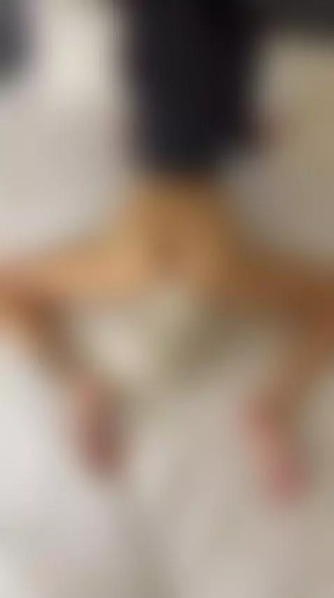 This slim teen loves the feeling of being plugged... come se... by bellahex