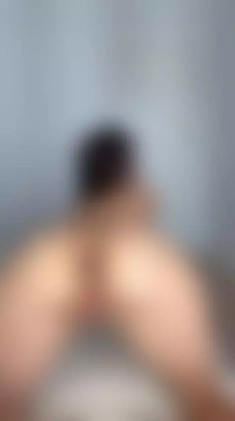 Who says slim teens can't rock a plug? I'll prove you wrong ... by bellahex