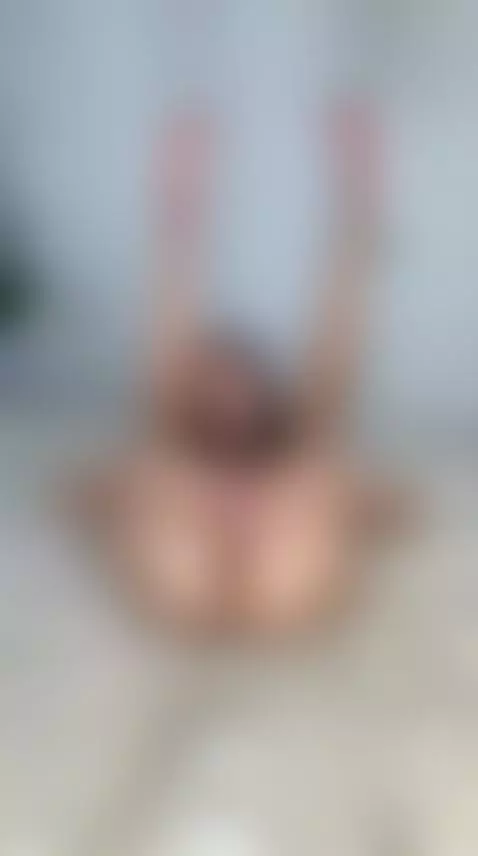 Slim waist, curvy ass, 100 % natural slut 😈 Sub OF by bellahex