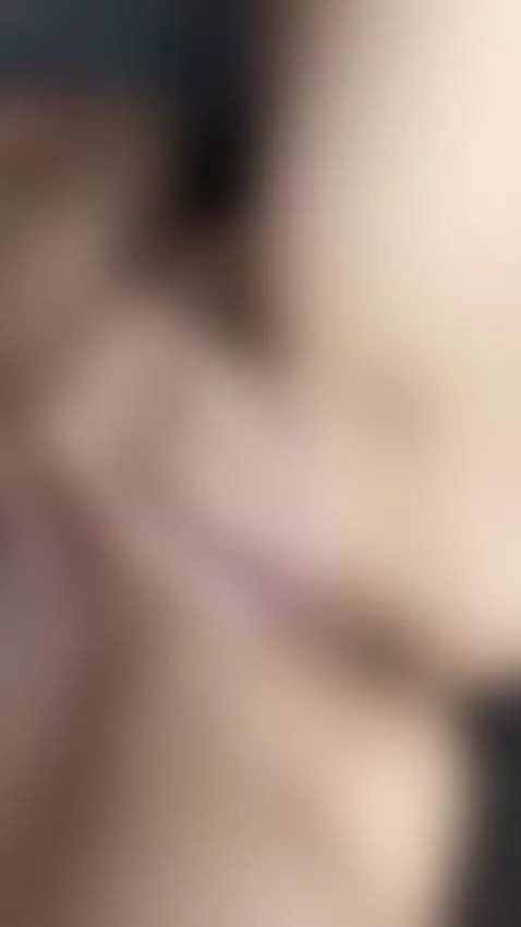 45kg slim-curvy frame, 30cm+ deep pussy 👅 Join OF by bellahex