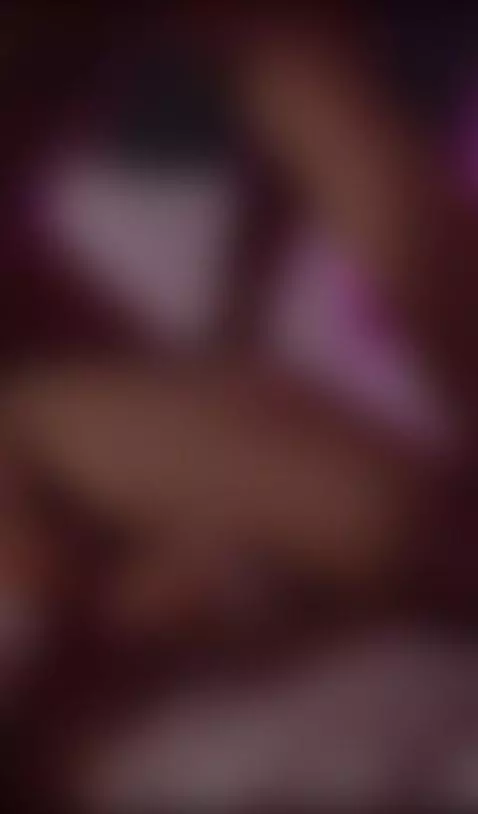 Slim thick curves with a pussy that swallows whole 😈 Join OF by bellahex