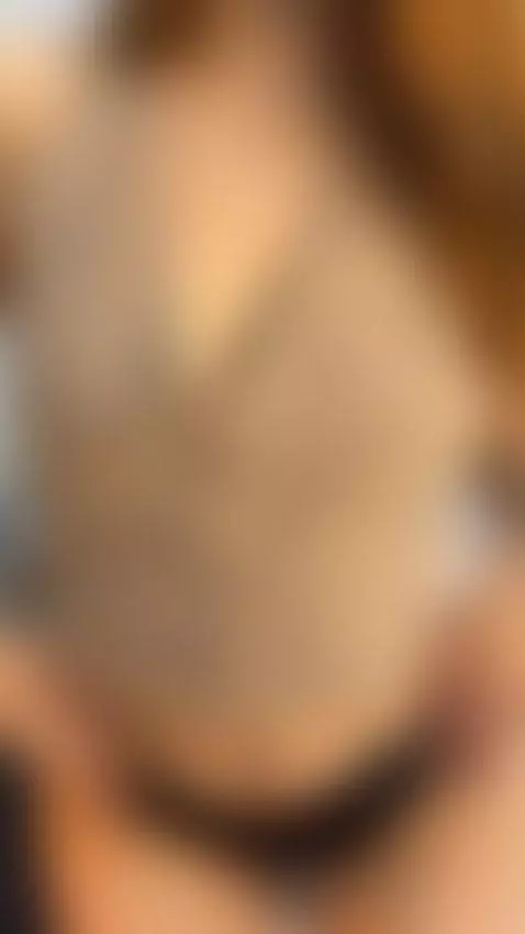 Let yourself be carried away by pleasure and come have an un... by ariawills