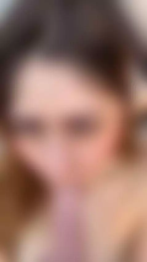 Do you like me to look at you like that?🔥 by ariawills