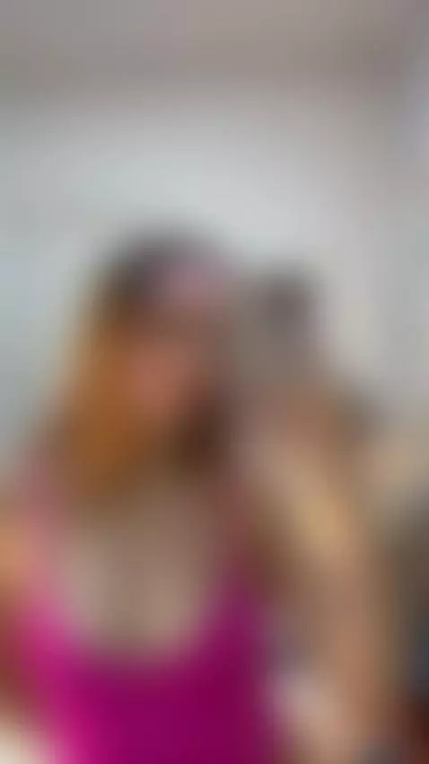 Is it pink? Yes🌸🎀 by ariawills