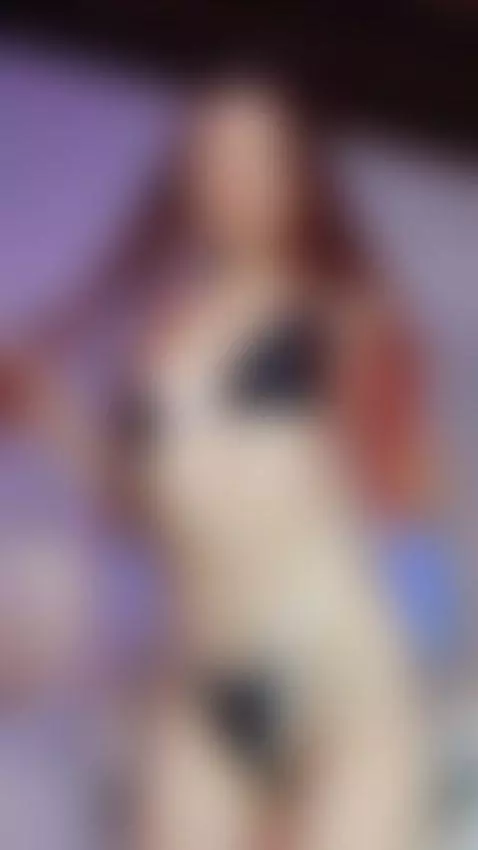 Beauty and sexy slim girl is online now! by miiaa-lane