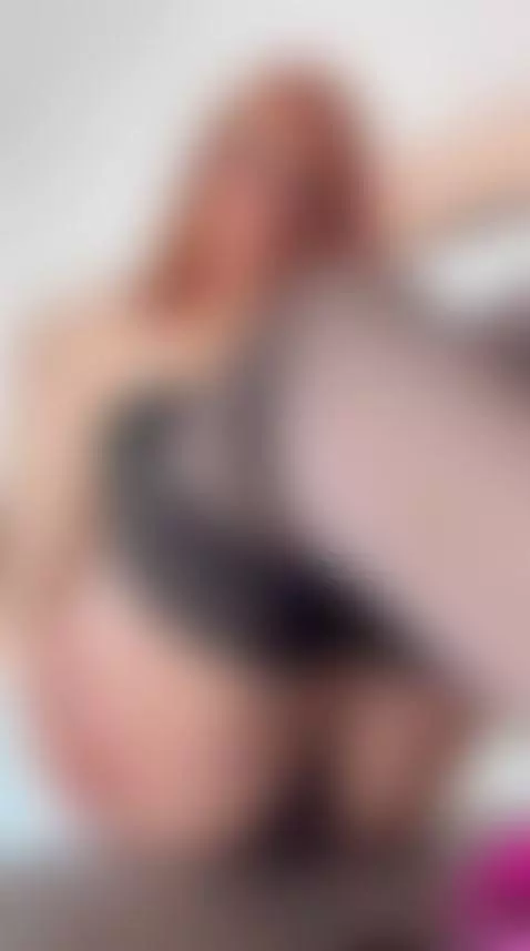 looking sexy by zoeyrose2025