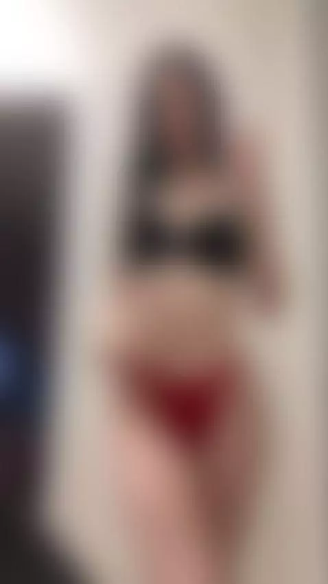 My body moves on its own — soft, wet, desperate 🩶💧 by sarahnash