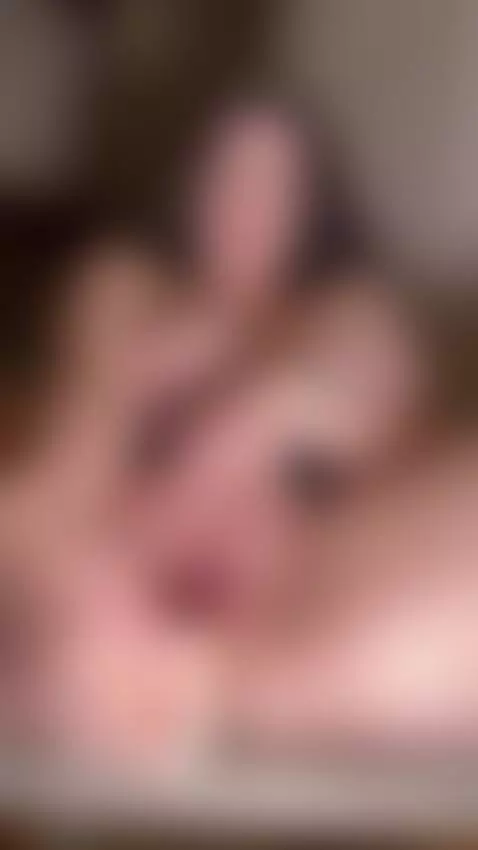 Deep pussy skills meet deep cleavage. Hear it on OF 📢 by marinettevip