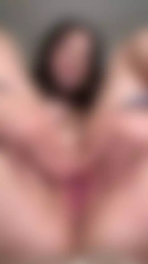 Thick teen pussy stretched by fingers daily 👅 Join OF by marinettevip