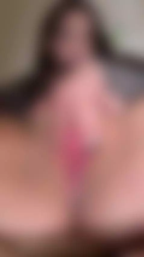 Pink dripping lips + PAWG cheeks spread 😻 Join OF by marinettevip