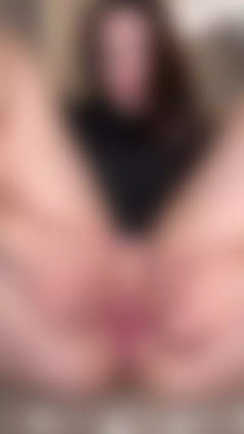 From small vibe to monster pussy lips 😈 OF link by marinettevip