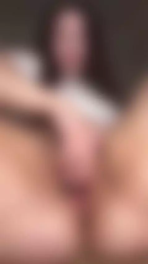 Huge fat pussy & thick big ass on this chubby PAWG 😏 Sub OF by marinettevip