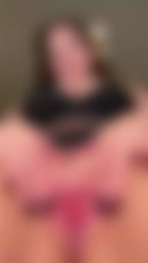 Want to see what this naughty teen does next? Join OnlyFans ... by marinettevip