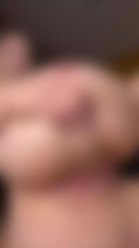Sexy Brunette spreading her big ass. Full video on OnlyFans by marinettevip