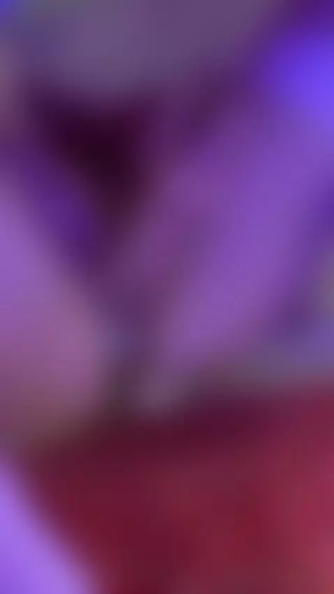 I like the way you talk to me… it’s dangerous 😏 by nanirosse69