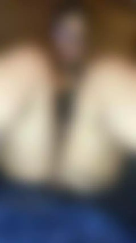 I pressed play… and everything started to feel dangerous. 🎥 by nanirosse69