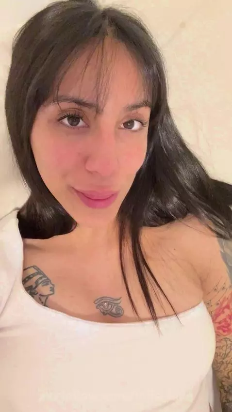 Hi, I'm new here. Subscribe. by mila-luxe