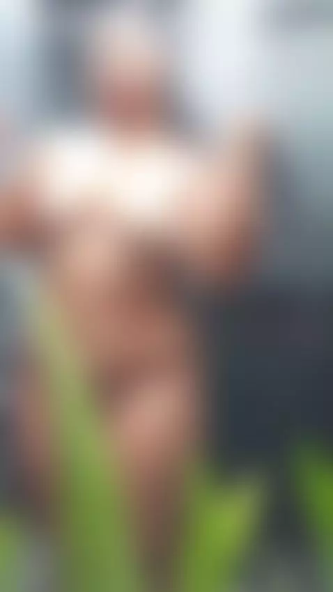 Come take a bath with me and then destroy my ass 🔥 by selenegibson