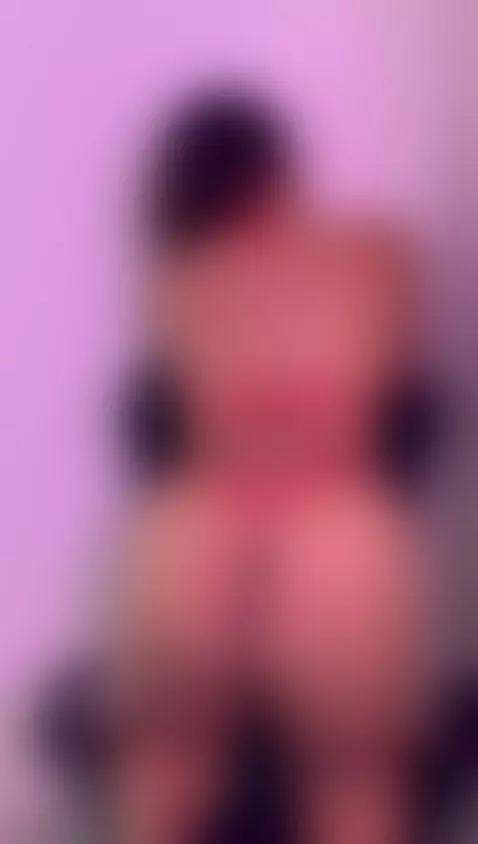 This big ass just wants to be bouncing on your cock 🔥😈 by selenegibson