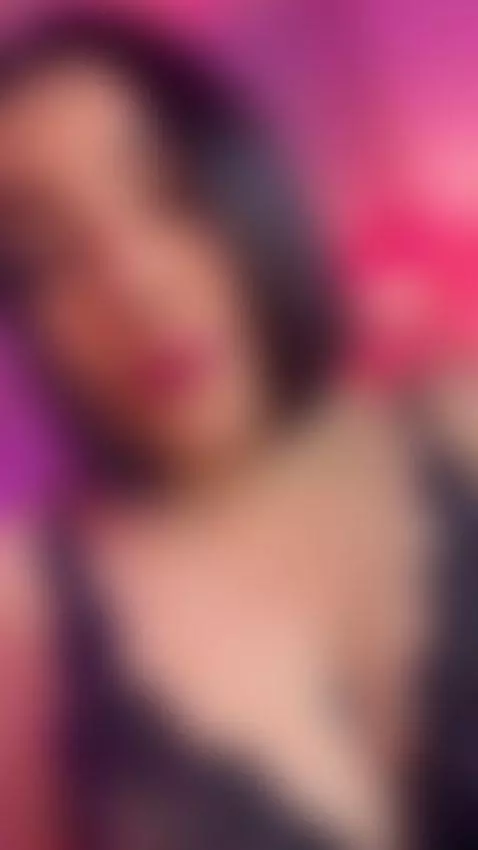 Sensual tease my body by carolineemuller