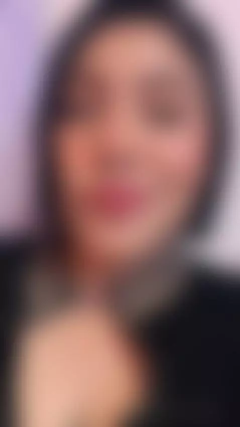 Here not everything is seen... much is imagined by carolineemuller