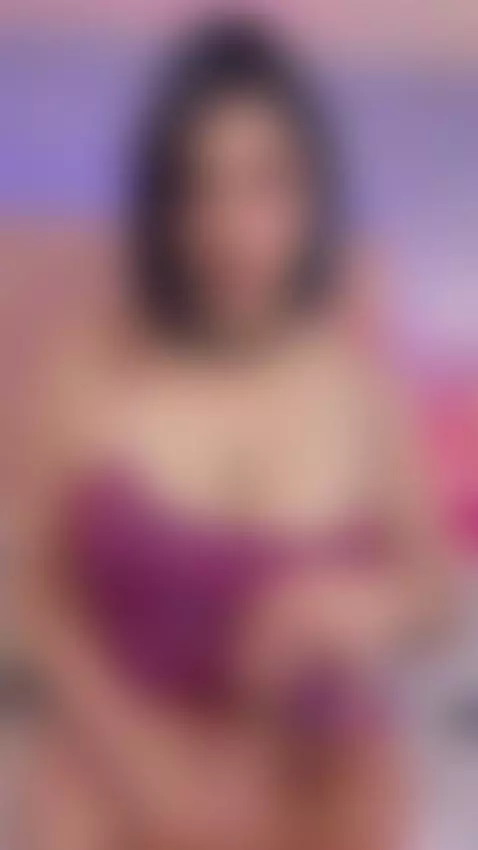 I'm here to pamper you 😇💞 by carolineemuller