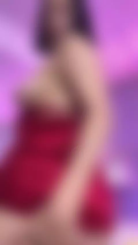 Hey do you like my sexy boobs ??  FOLLOW IN st https://es.st... by carolineemuller