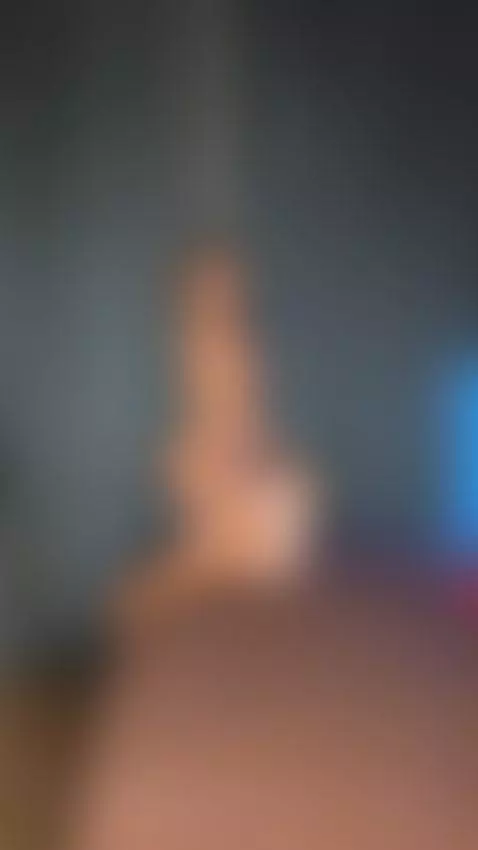 Wanna see the real me? Find me on OnlyFans 😏 by christinaavip