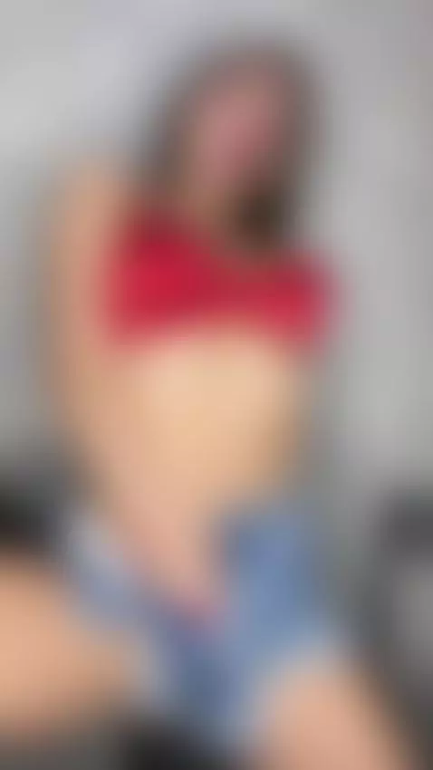 I reply instantly and super wet on OnlyFans 😘💦 by christinaavip