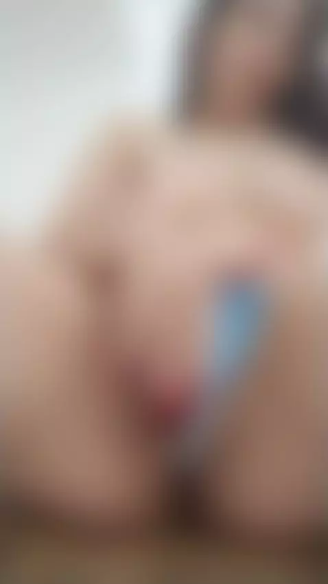 Please try me👅 by dafneamaru