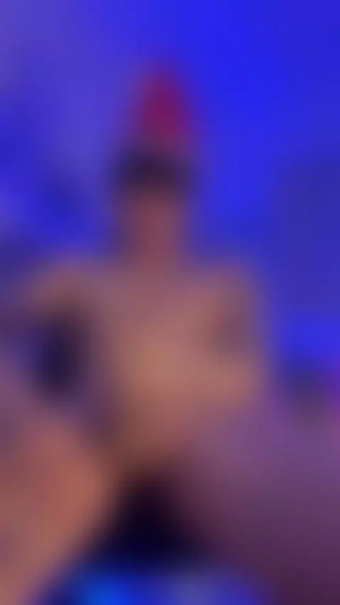 whi want to touch this model? by felixstar