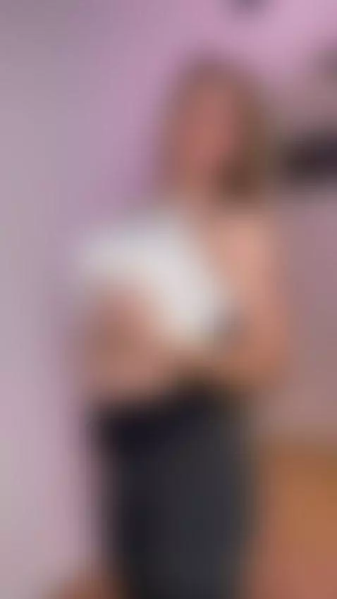 I’m the distraction you secretly hoped to find while scrolli... by marimoore-of