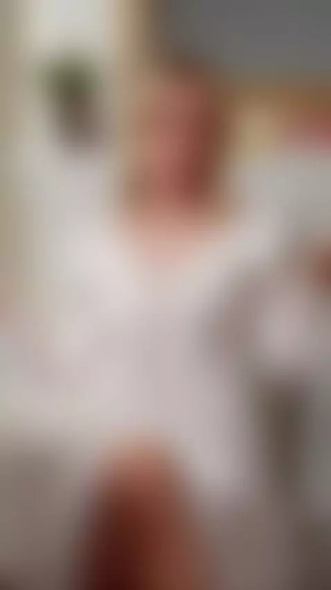 Maybe it’s the smile, maybe it’s the mood 😇 by marimoore-of